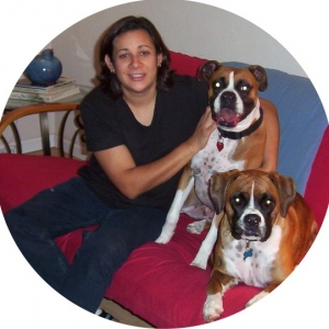 Roxanna and pups.