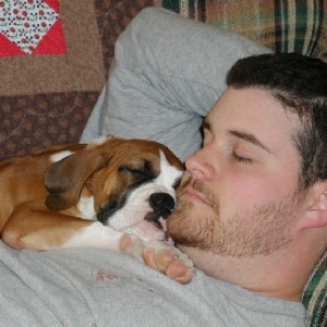 Claire sleeping with Daddy