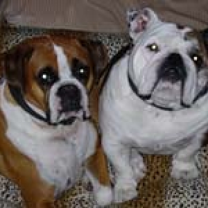 Sydney and her sister Izobella