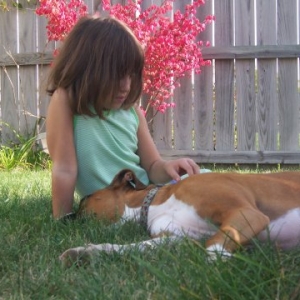 Michaela_loves_Odie