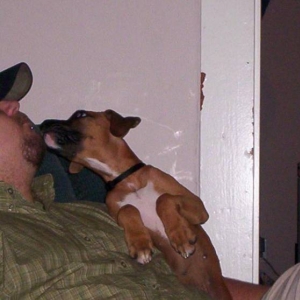 Givin daddy kisses