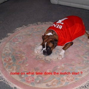 emma watchin the footy