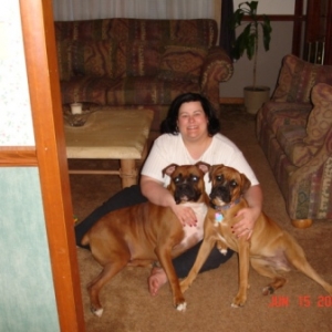 Kaine & Zoey With Mommy