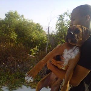 baby cuddi with dad at 4months