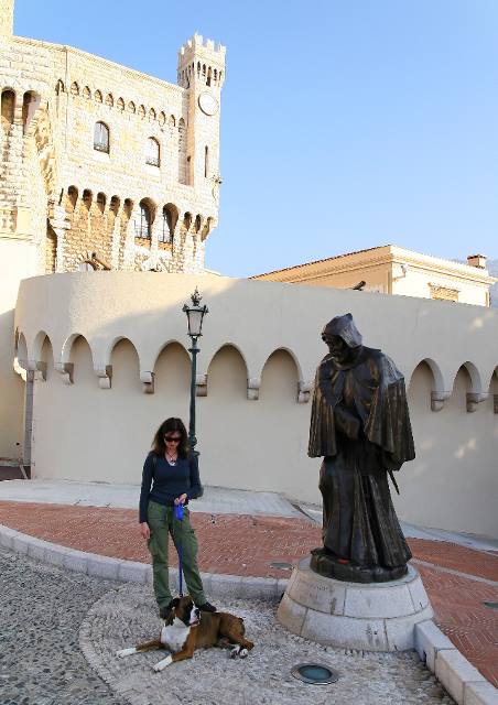 At the feet of Fran?ois Grimaldi