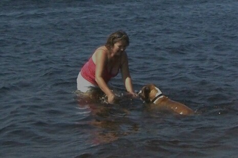 I'm trying to teach Ali to swim